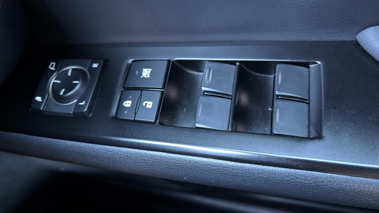 Lexus UX 250h 2.0 5dr CVT [without Nav] Hybrid Hatchback